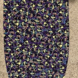 LuLaRoe Purple and White Floral Midi Skirt Minnie Mouse